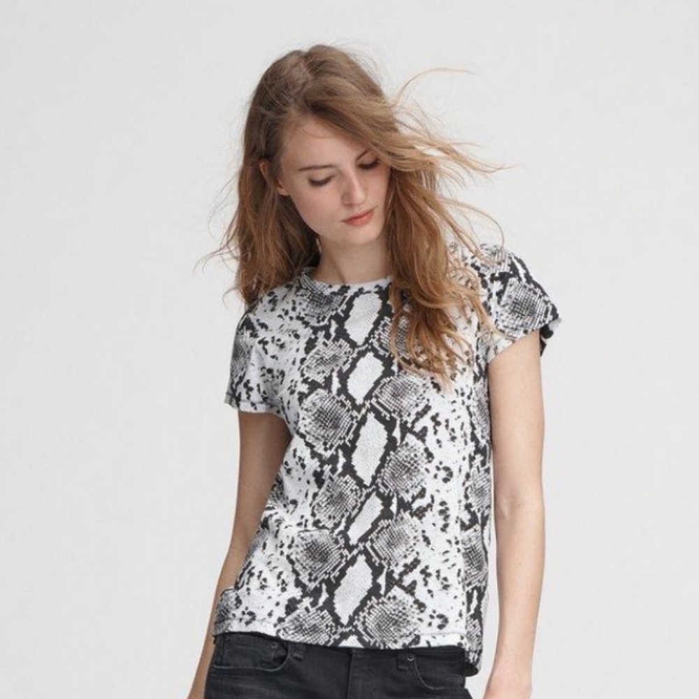 NWT RAG & BONE SNAKESKIN PRINT TEE